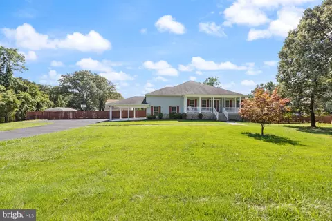 61 Magothy Beach Rd, Pasadena, MD 21122