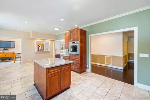 61 Magothy Beach Rd, Pasadena, MD 21122 photo 16
