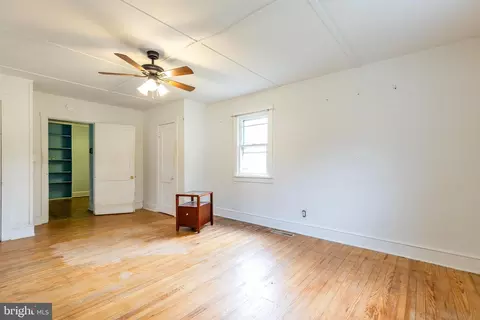Bedroom - 21 Arnold Rd, Arnold, MD 21012 photo 3 of 5