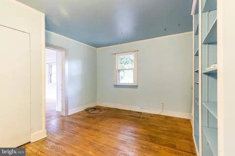 Bedroom - 21 Arnold Rd, Arnold, MD 21012 photo 4 of 5