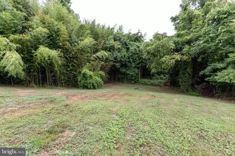 Exterior - 21 Arnold Rd, Arnold, MD 21012 photo 11 of 13