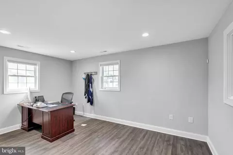 8504 Miramar Rd, Pasadena, MD 21122 photo 21