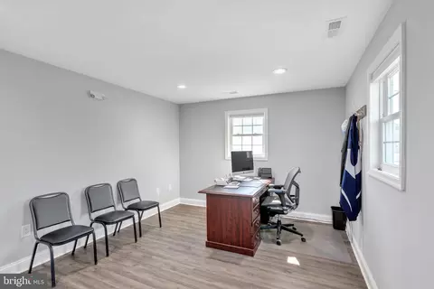 8504 Miramar Rd, Pasadena, MD 21122 photo 22