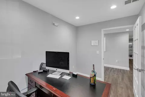 8504 Miramar Rd, Pasadena, MD 21122 photo 20