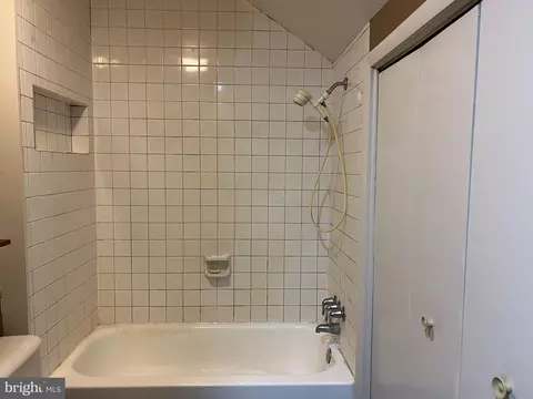 Bath - 2128 Shore Dr, Edgewater, MD 21037 photo 2 of 2