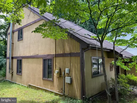 Exterior - 2128 Shore Dr, Edgewater, MD 21037 photo 3 of 7