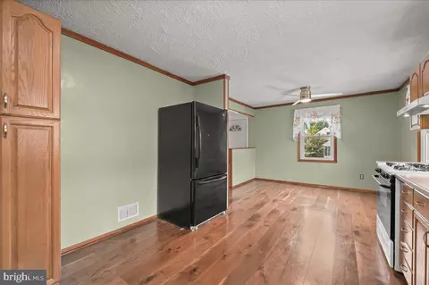 413 Audrey Ave, Brooklyn, MD 21225 photo 20