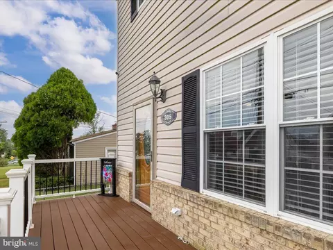 305 Cloverhill Rd, Pasadena, MD 21122 photo 32