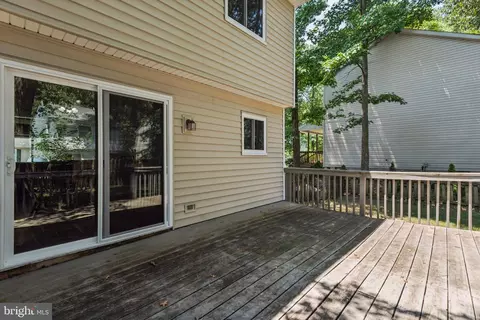 Exterior - 1304 Juniper St, Shady Side, MD 20764 photo 4 of 7