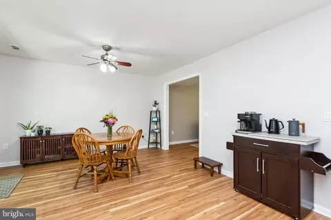 Dining - 1304 Juniper St, Shady Side, MD 20764 photo 2 of 2