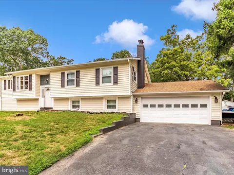 Exterior - 152 Ibis Dr, Pasadena, MD 21122 photo 2 of 13