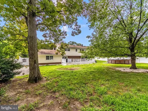 Exterior - 152 Ibis Dr, Pasadena, MD 21122 photo 7 of 13