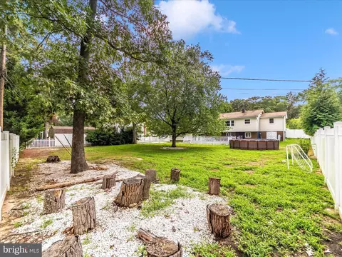 Exterior - 152 Ibis Dr, Pasadena, MD 21122 photo 9 of 13