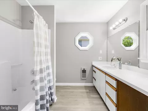 Bath - 1221 Pine Ave, Shady Side, MD 20764 photo 2 of 3