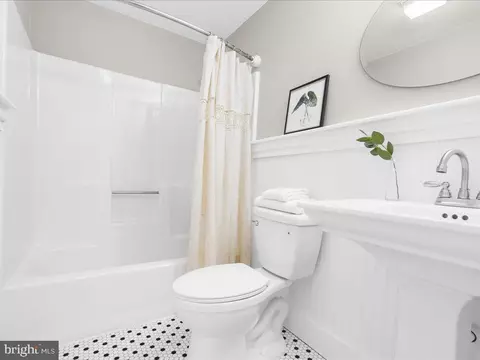 Bath - 1221 Pine Ave, Shady Side, MD 20764 photo 1 of 3
