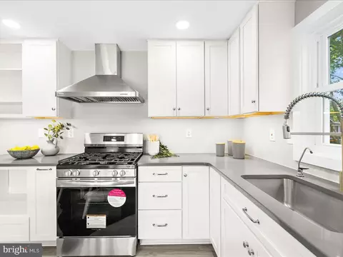 Kitchen - 1221 Pine Ave, Shady Side, MD 20764 photo 3 of 3