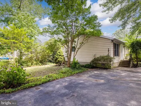Exterior - 1221 Pine Ave, Shady Side, MD 20764 photo 5 of 5