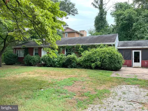 203 Henson Rd, Glen Burnie, MD 21060