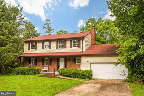 611 Tayman Dr, Annapolis, MD 21403