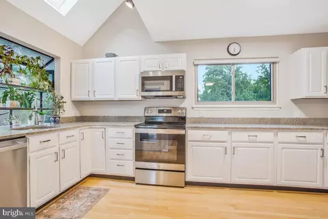 1204 Maple Ave, Annapolis, MD 21401 photo 9