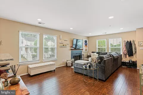 1579 Fallowfield Ct, Crofton, MD 21114 photo 9