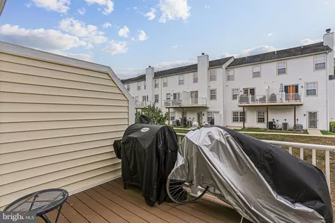 1579 Fallowfield Ct, Crofton, MD 21114 photo 8