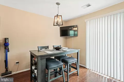 1579 Fallowfield Ct, Crofton, MD 21114 photo 4
