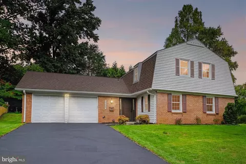 1789 Rochester St, Crofton, MD 21114