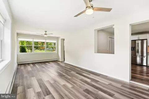 Living - 1205 Cedar Ln, Edgewater, MD 21037 photo 5 of 5