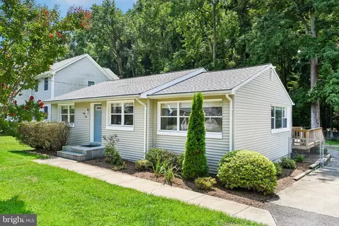 Exterior - 1205 Cedar Ln, Edgewater, MD 21037 photo 2 of 7