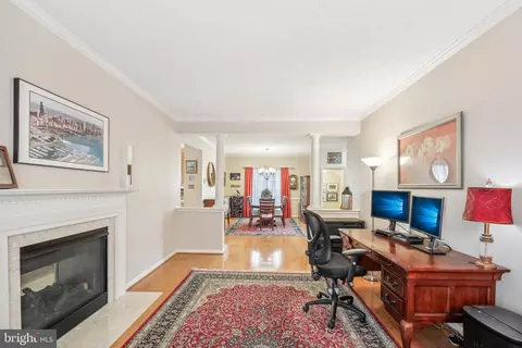 2426 Hightee Ct, Crofton, MD 21114 photo 4