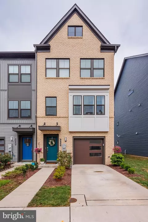512 Levanna Ln, Glen Burnie, MD 21060