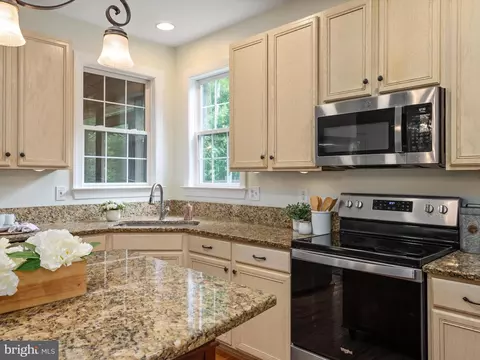 1310 Sundee Dr, Edgewater, MD 21037 photo 12