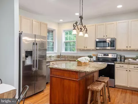 1310 Sundee Dr, Edgewater, MD 21037 photo 14