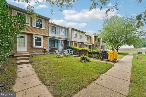 3640 Saltwood Gln, Pasadena, MD 21122