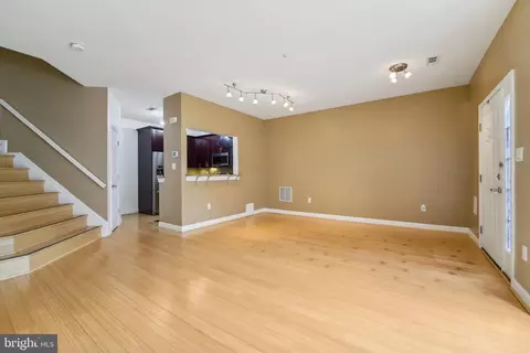 304 Assembly Point Ct, Odenton, MD 21113 photo 8
