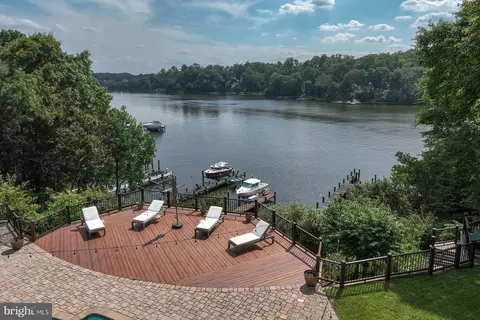 View/Area - 367 Broadview Ln, Annapolis, MD 21401 photo 8 of 12