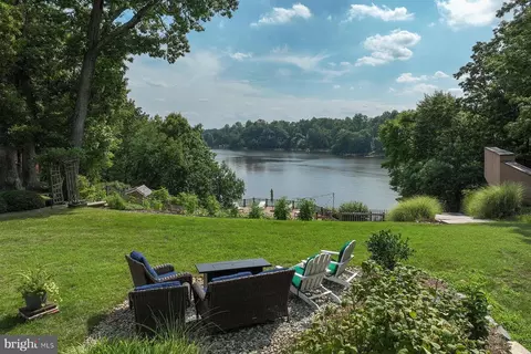 View/Area - 367 Broadview Ln, Annapolis, MD 21401 photo 2 of 12