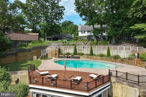 Exterior - 367 Broadview Ln, Annapolis, MD 21401 photo 3 of 9