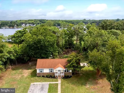 View/Area - 1933 Poplar Ridge Rd, Pasadena, MD 21122 photo 6 of 8