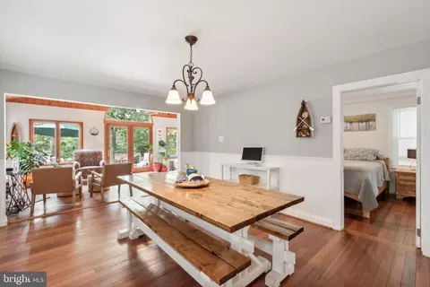 Dining - 866 Mill Creek Rd, Arnold, MD 21012 photo 1 of 1