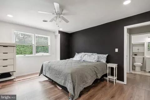 Bedroom - 866 Mill Creek Rd, Arnold, MD 21012 photo 2 of 4