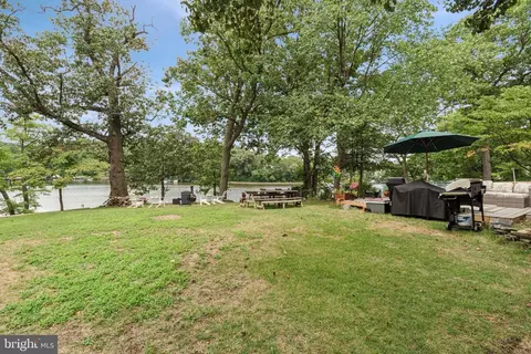 Exterior - 866 Mill Creek Rd, Arnold, MD 21012 photo 4 of 9