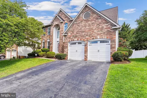 1605 Petes Ct, Crofton, MD 21114