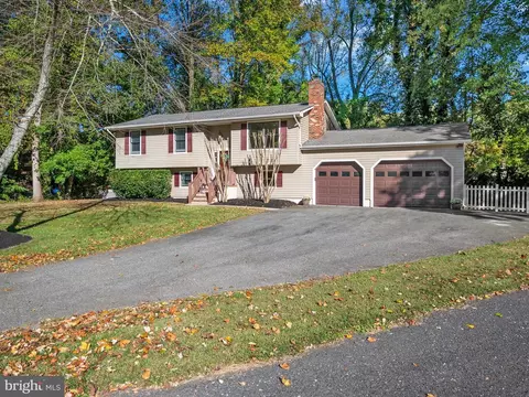 Exterior - 6 Austin Dr, Edgewater, MD 21037 photo 12 of 12