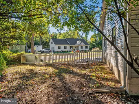 Exterior - 6 Austin Dr, Edgewater, MD 21037 photo 9 of 12
