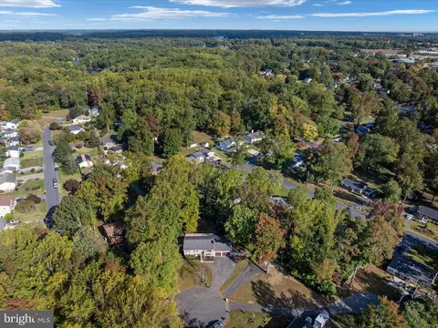 View/Area - 6 Austin Dr, Edgewater, MD 21037 photo 3 of 7