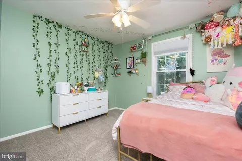 Bedroom - 8568 Skipjack Pl, Pasadena, MD 21122 photo 4 of 5