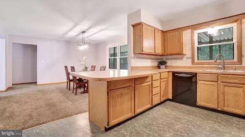 7824 Elberta Dr, Severn, MD 21144 photo 7