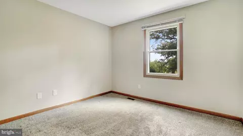 7824 Elberta Dr, Severn, MD 21144 photo 18
